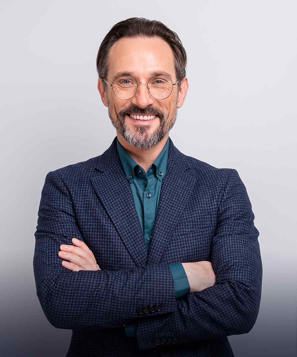 https://attorneyconsultant.com/wp-content/uploads/2022/05/team_05.jpg